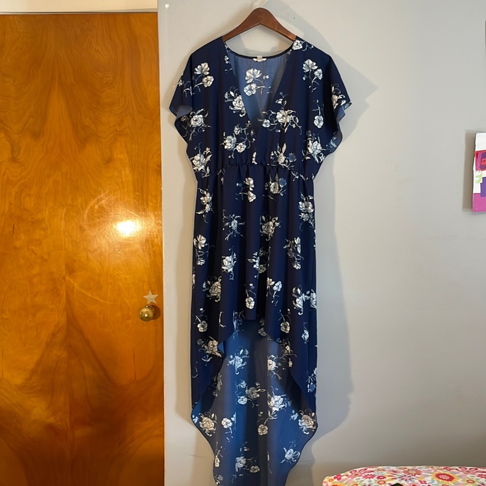 Ecote’ dress. Blue with flowers